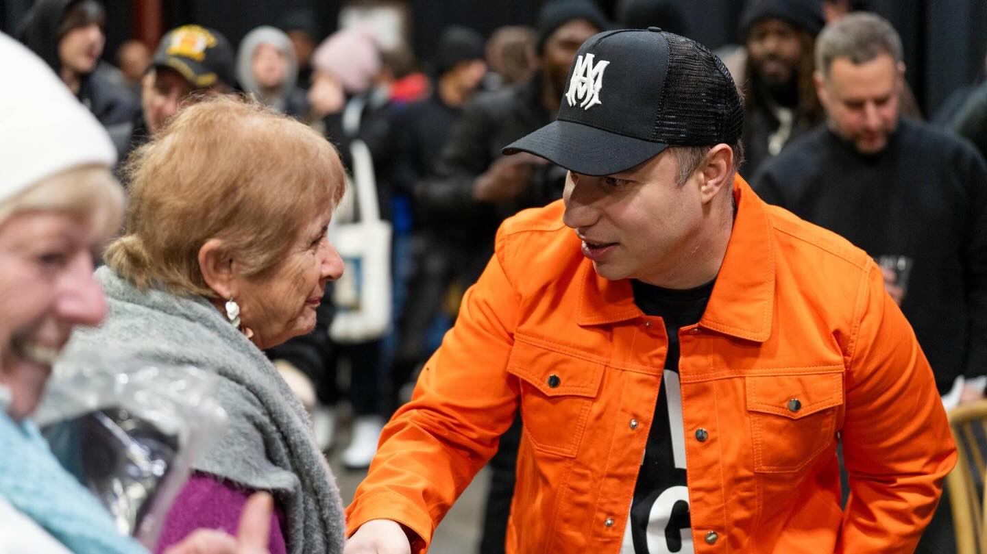 Anthony Constantino meets a constituent